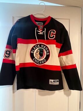 Reebok Chicago Blackhawks Women’s Smal Black and Red Hockey Jersey